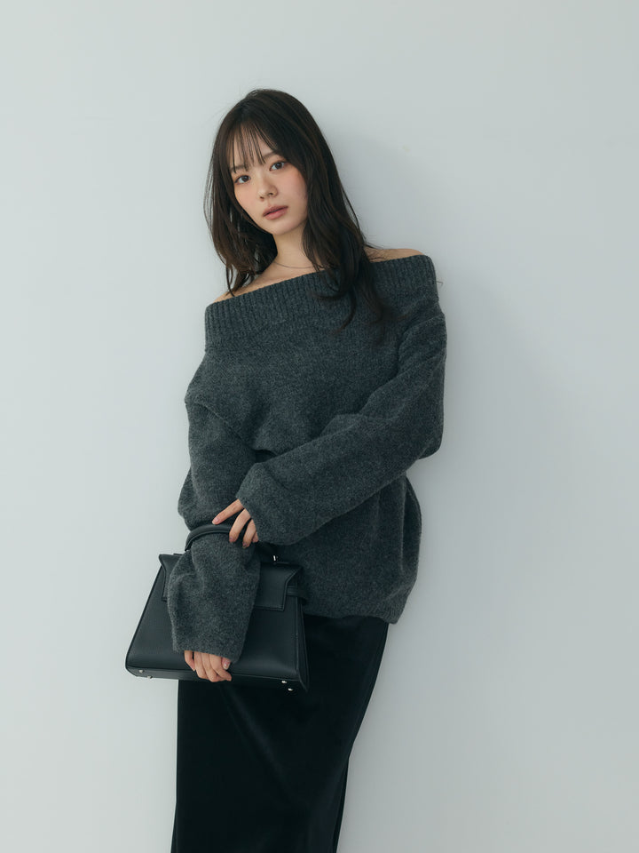 【Essential】Loose silhouette off shoulder knit tops