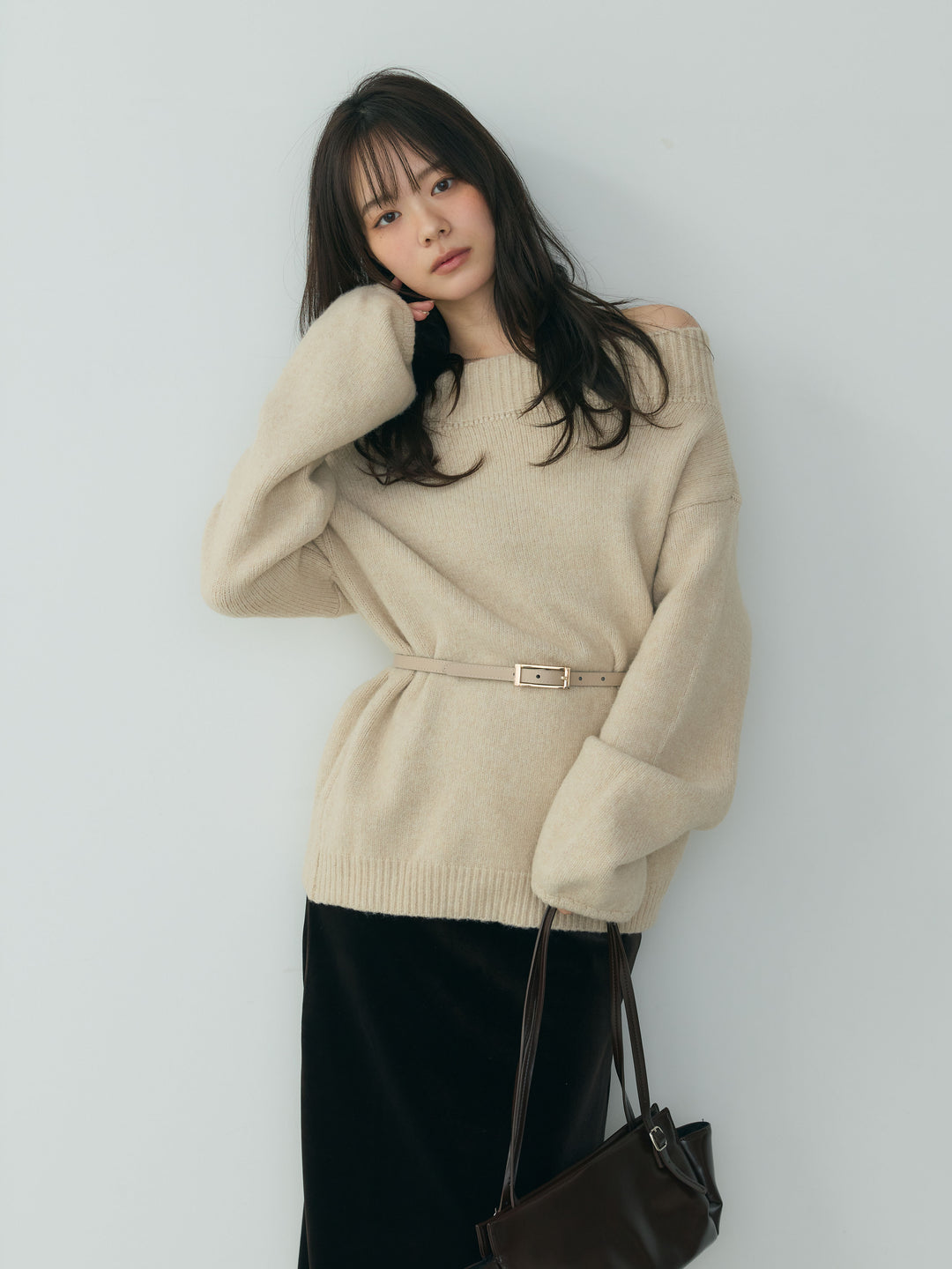 【Essential】Loose silhouette off shoulder knit tops