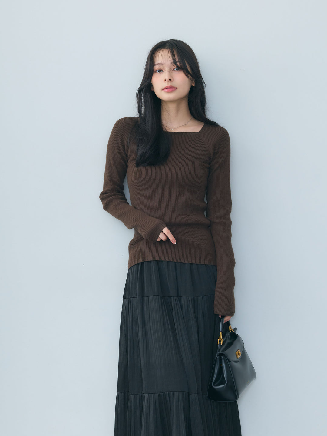 【SET】スクエアネックリブニットトップス+【Essential】Soft sheen tiered flare skirt(2set)