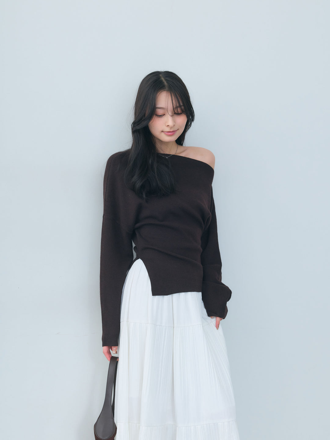 【SET】ワンショルソフトタッチニットトップス+【Essential】Soft sheen tiered flare skirt(2set)