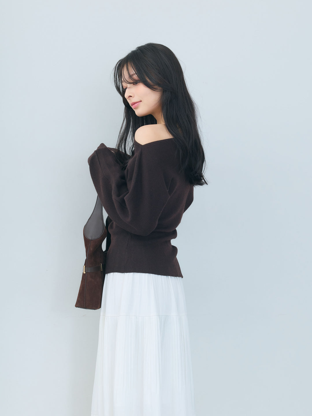【SET】ワンショルソフトタッチニットトップス+【Essential】Soft sheen tiered flare skirt(2set)