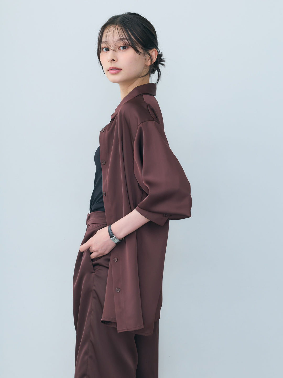 【Essential】Authentic satin shirts