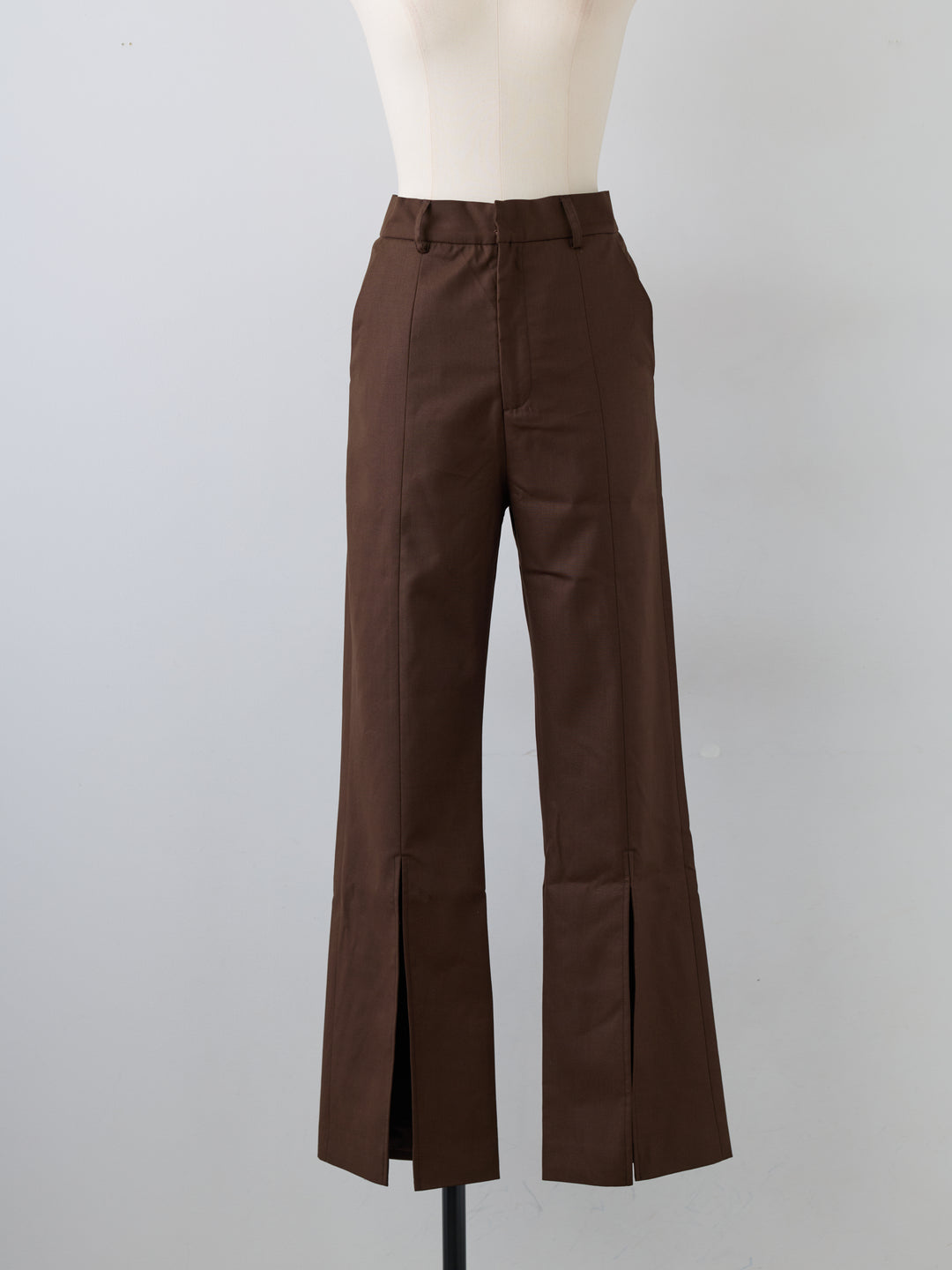 【Essential】Front slit semi-flare pants