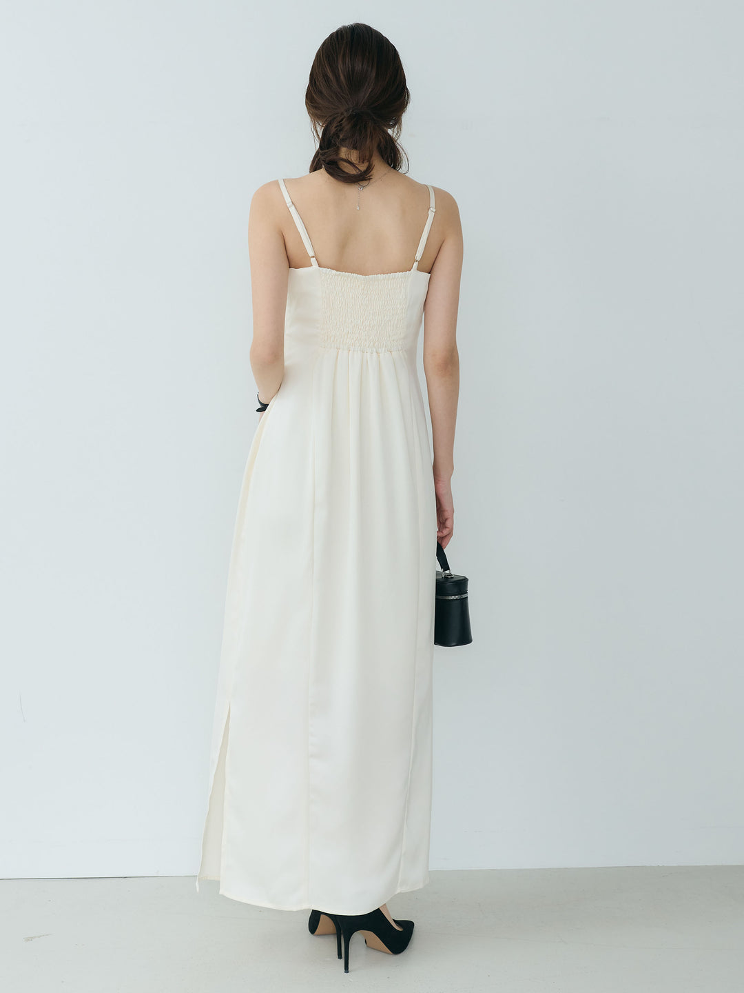 【Essential】Satin drape camisole one piece