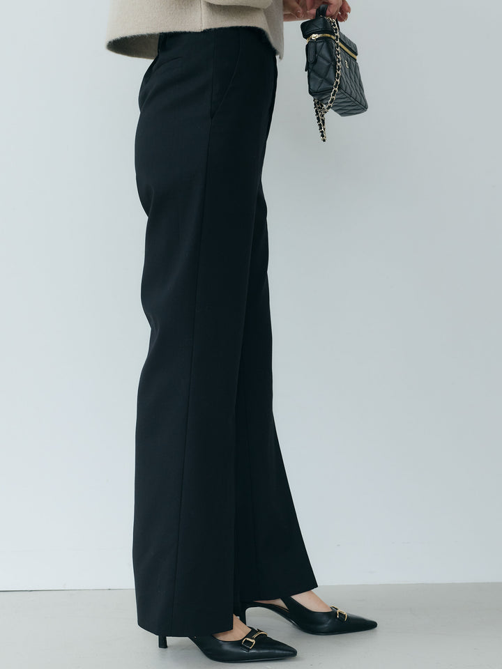 【Essential】Front slit semi-flare pants