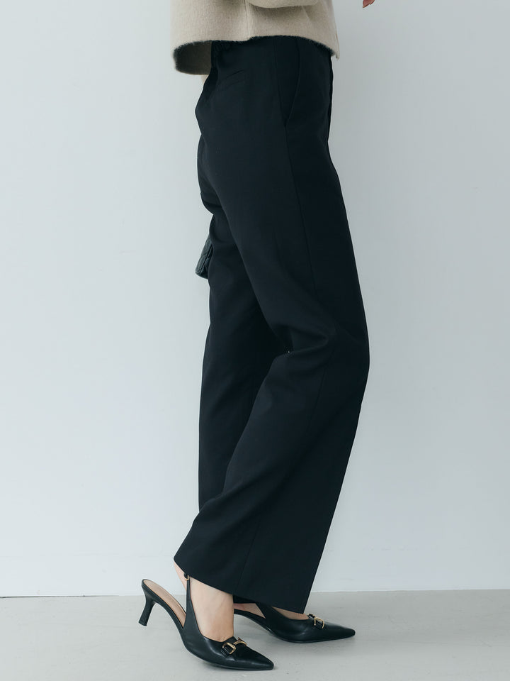 【Essential】Front slit semi-flare pants