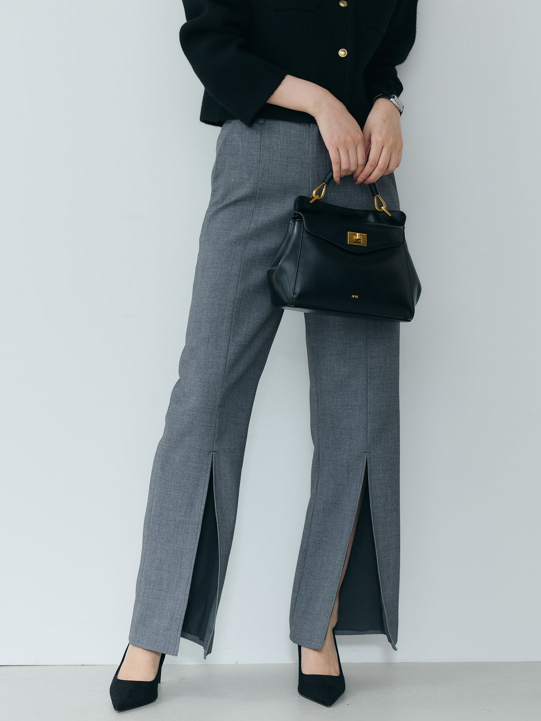 【Essential】Front slit semi-flare pants
