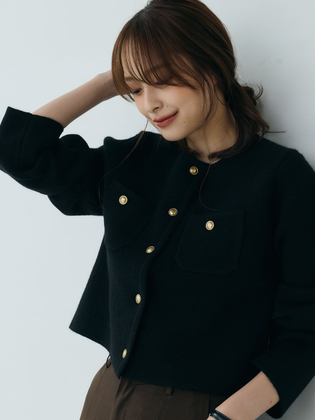 【Essential】Gold button short knit jacket