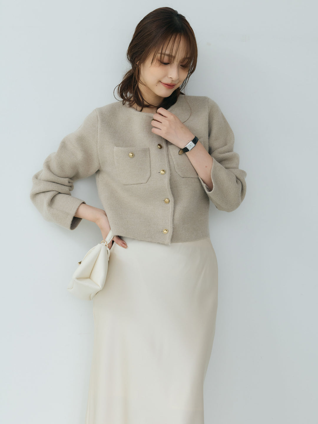 【SET】【Essential】Gold button short knit jacket+裾レースAラインサテンスカート(2set)