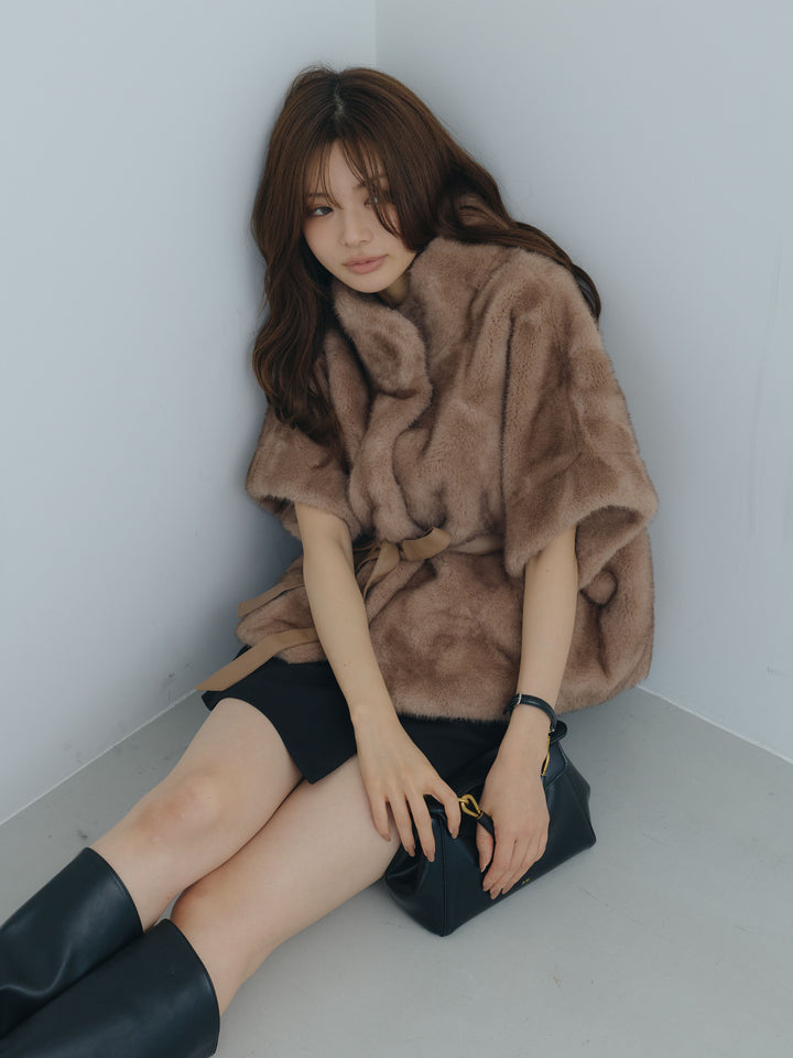 ソフトレザーリボンショートファーコート