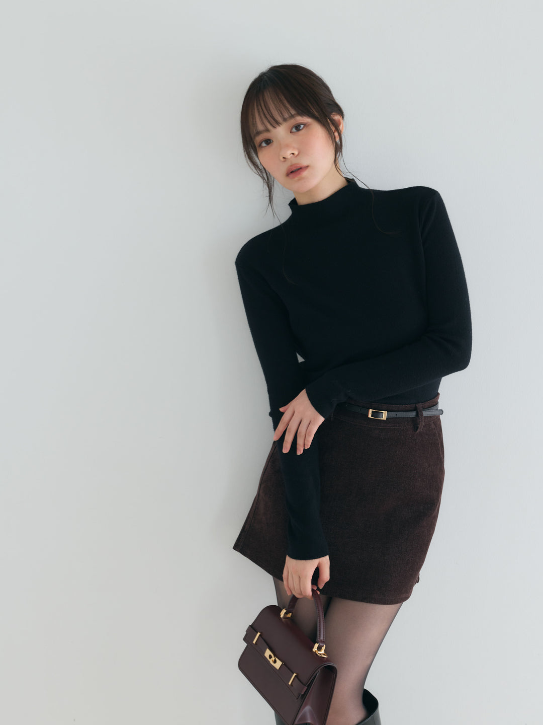 【SET】モックネックニットトップス+ベロアミニスカート(2set)