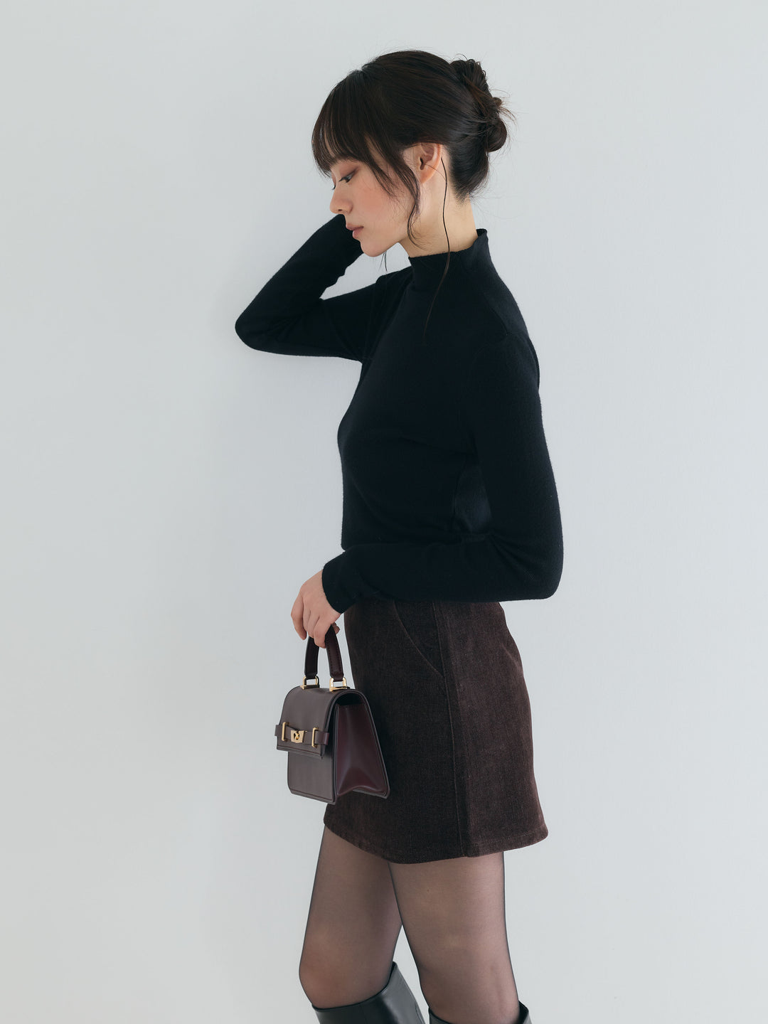 【SET】モックネックニットトップス+ベロアミニスカート(2set)