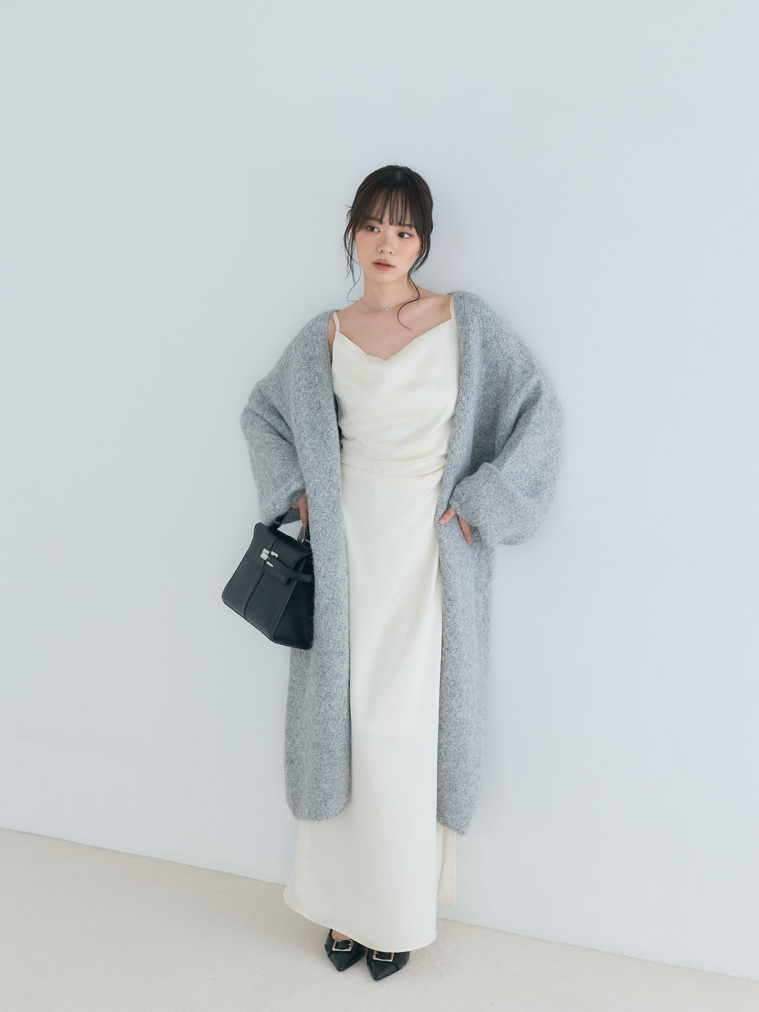 【SET】ウール混オーバーニットロングカーディガン+【Essential】Satin drape camisole one piece(2set)