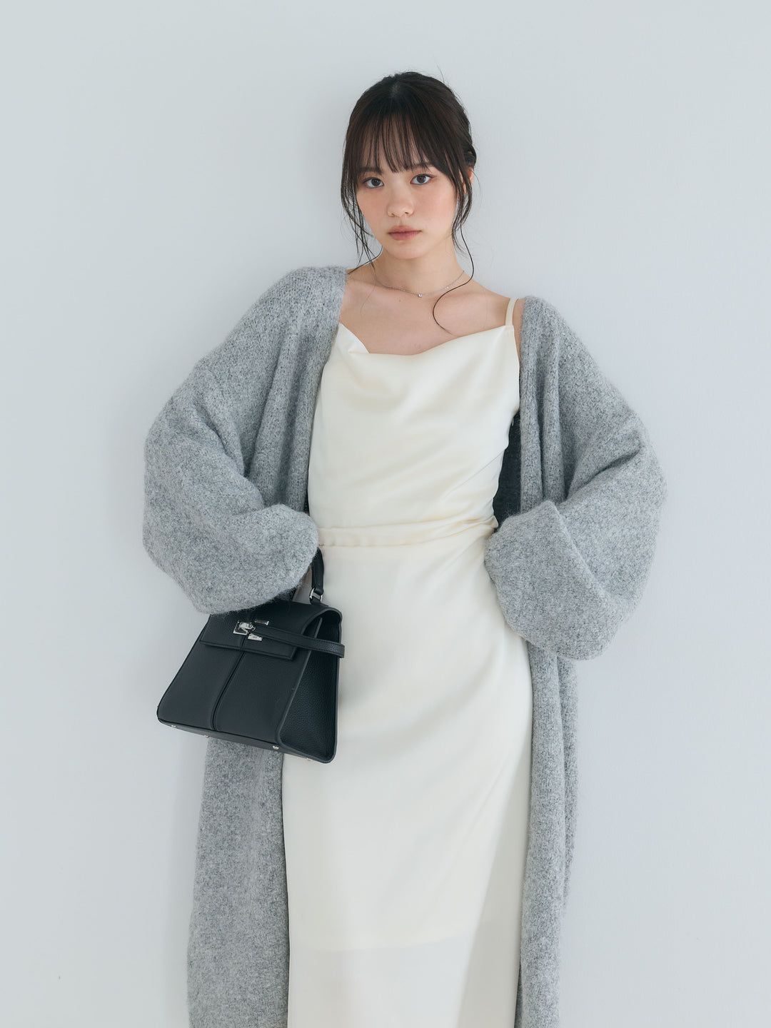 【SET】ウール混オーバーニットロングカーディガン+【Essential】Satin drape camisole one piece(2set)