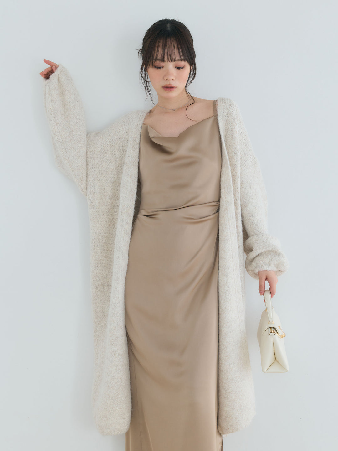 【SET】ウール混オーバーニットロングカーディガン+【Essential】Satin drape camisole one piece(2set)