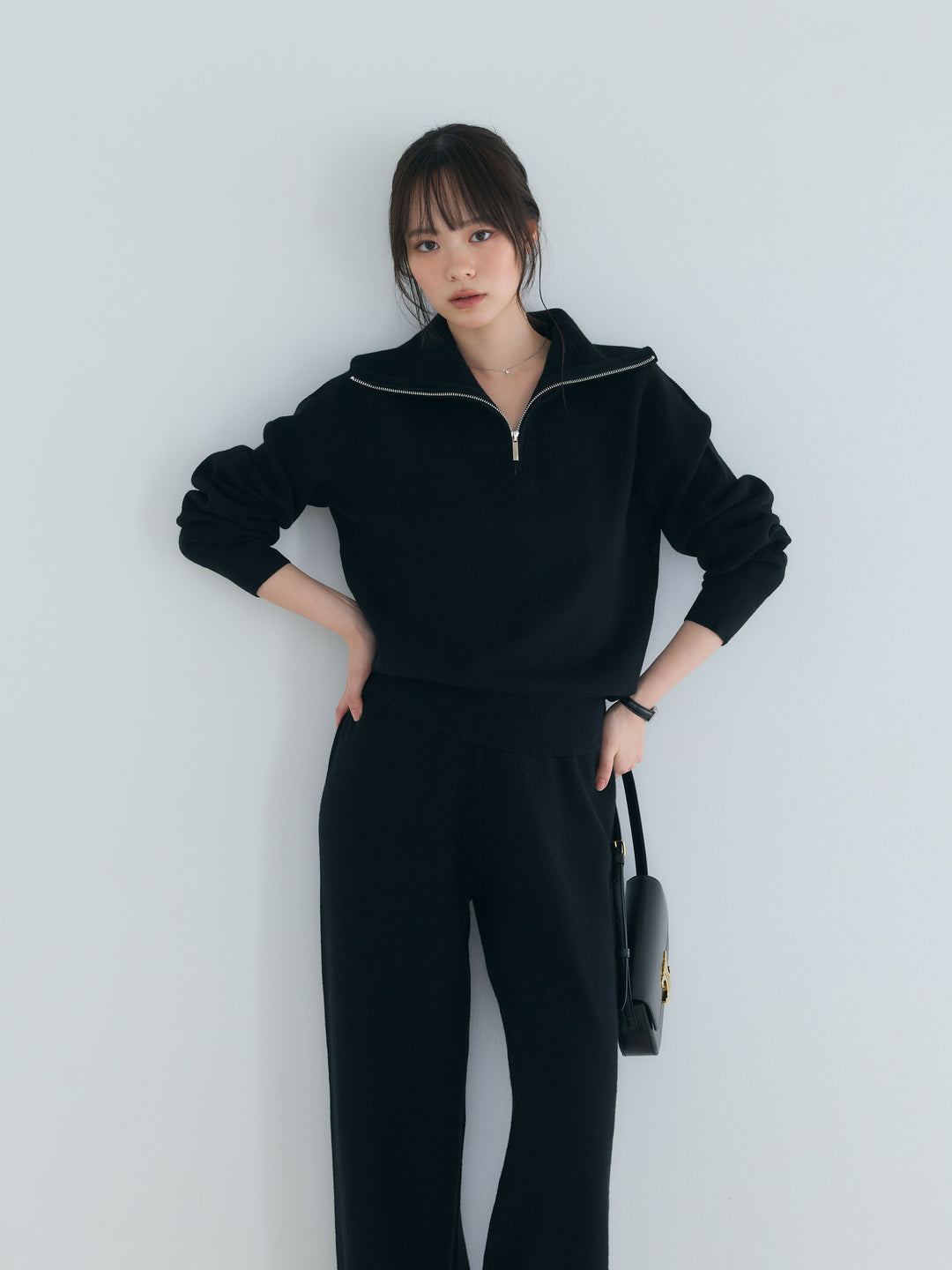 【Luxe series】ハーフZIPニットトップス&ストレートニットパンツSET UP