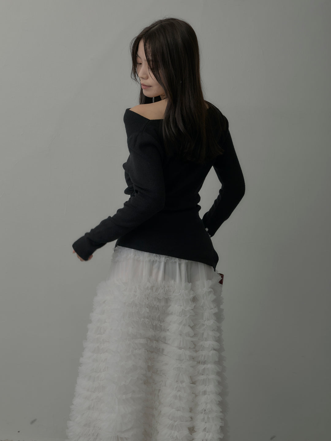 サイドスリットボートネックニットトップス