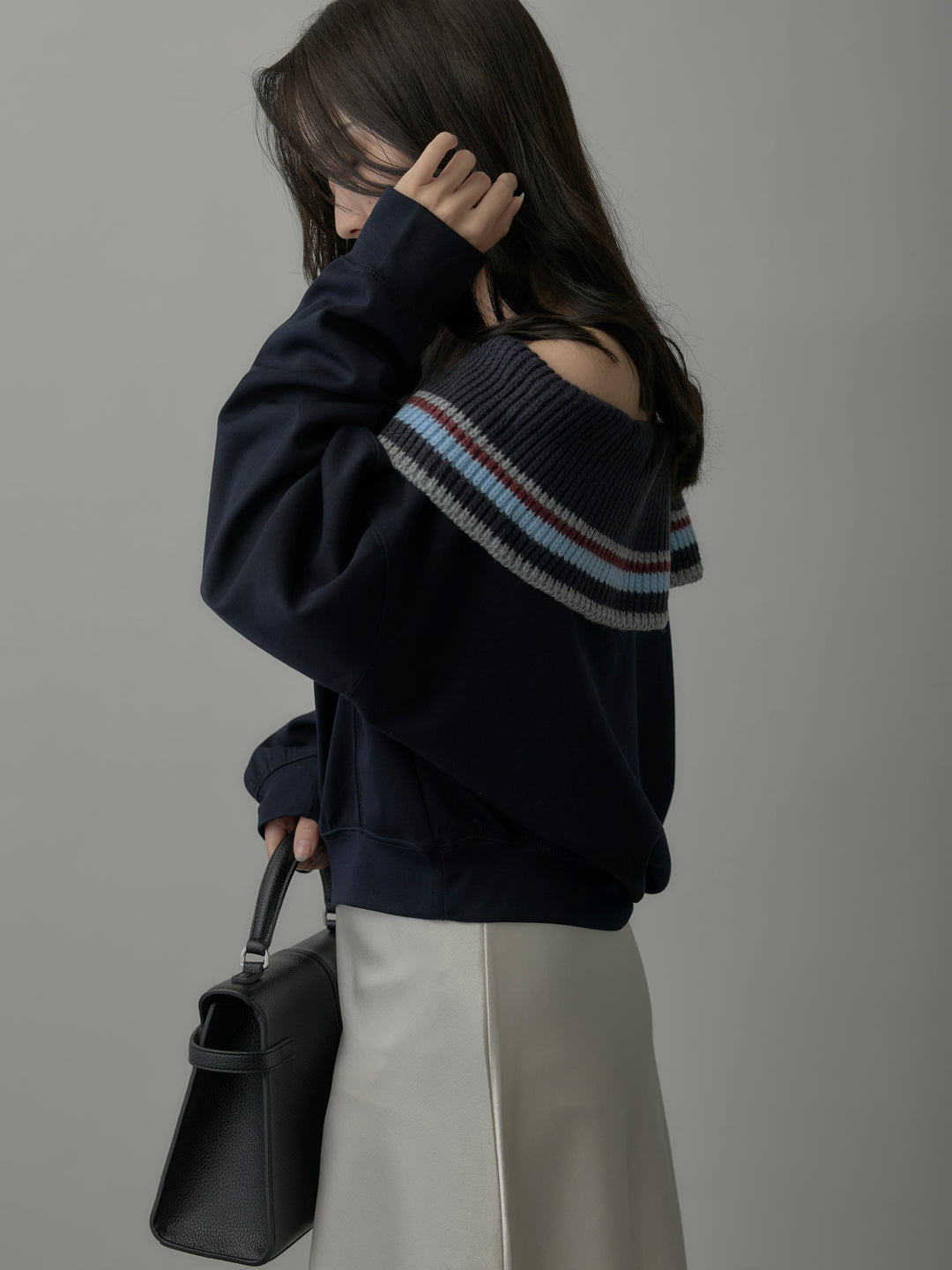 配色ボーダースウェットオフショルトップス