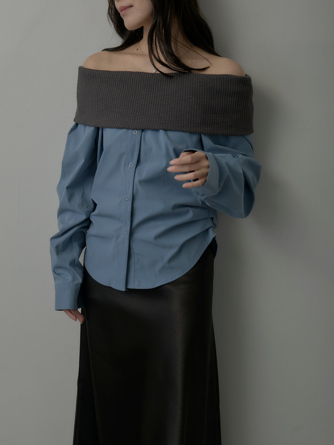 【SET】ニットシャツドッキングオフショルトップス+ニットシャツドッキングオフショルトップス(2set)