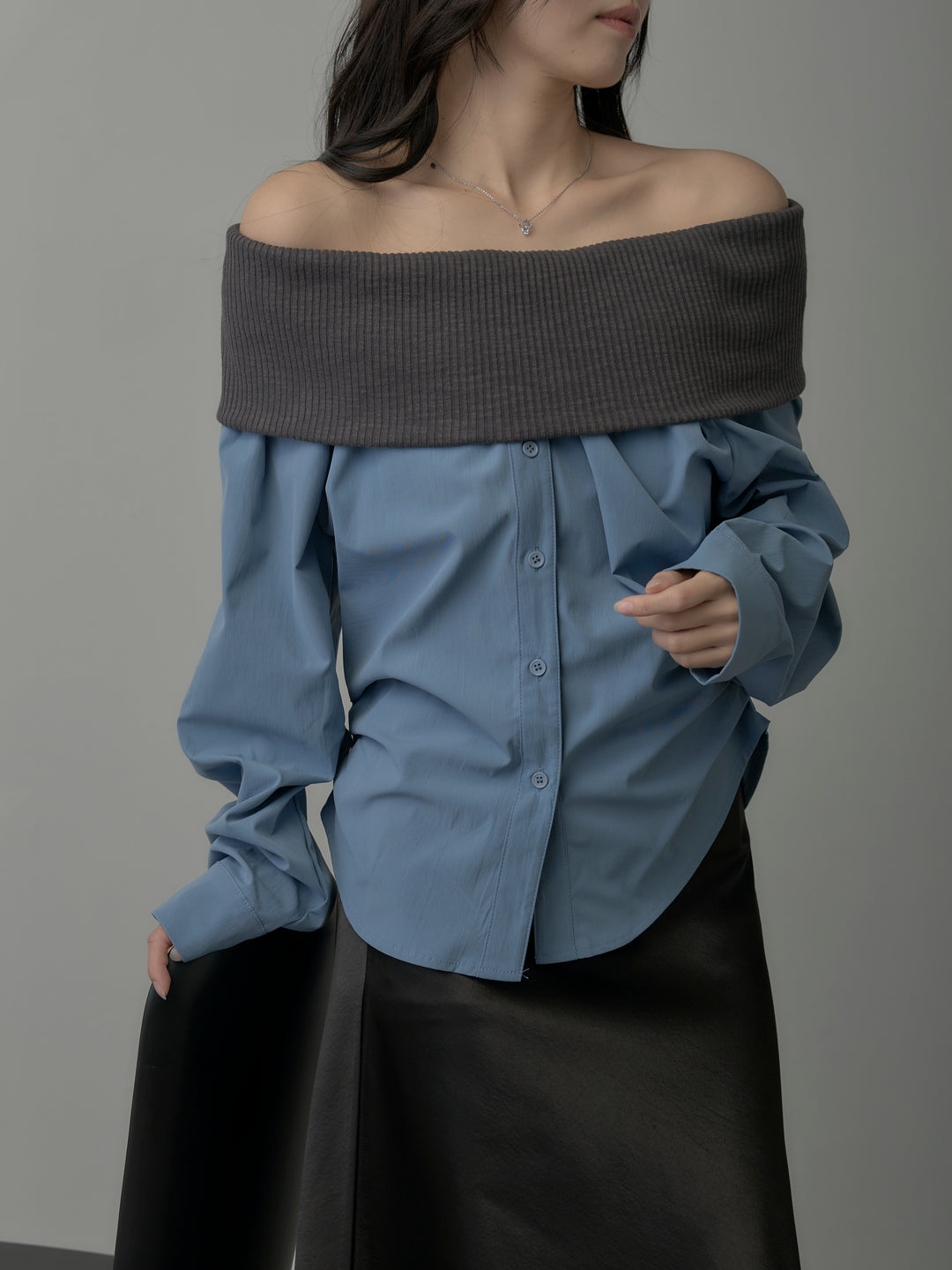 【SET】ニットシャツドッキングオフショルトップス+ニットシャツドッキングオフショルトップス(2set)