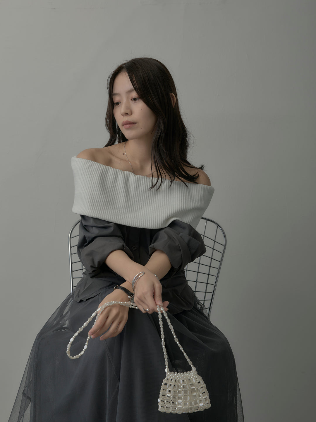 【SET】ニットシャツドッキングオフショルトップス+ニットシャツドッキングオフショルトップス(2set)