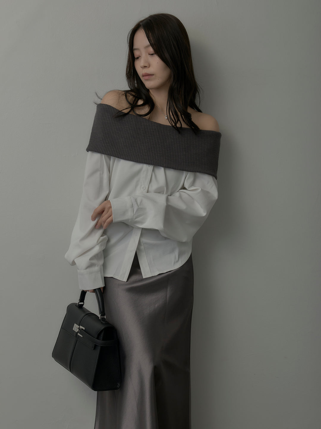 【SET】ニットシャツドッキングオフショルトップス+ニットシャツドッキングオフショルトップス(2set)