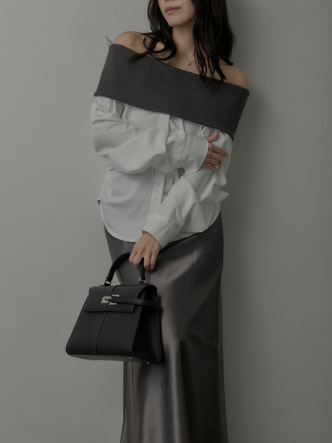 【SET】ニットシャツドッキングオフショルトップス+ニットシャツドッキングオフショルトップス(2set)