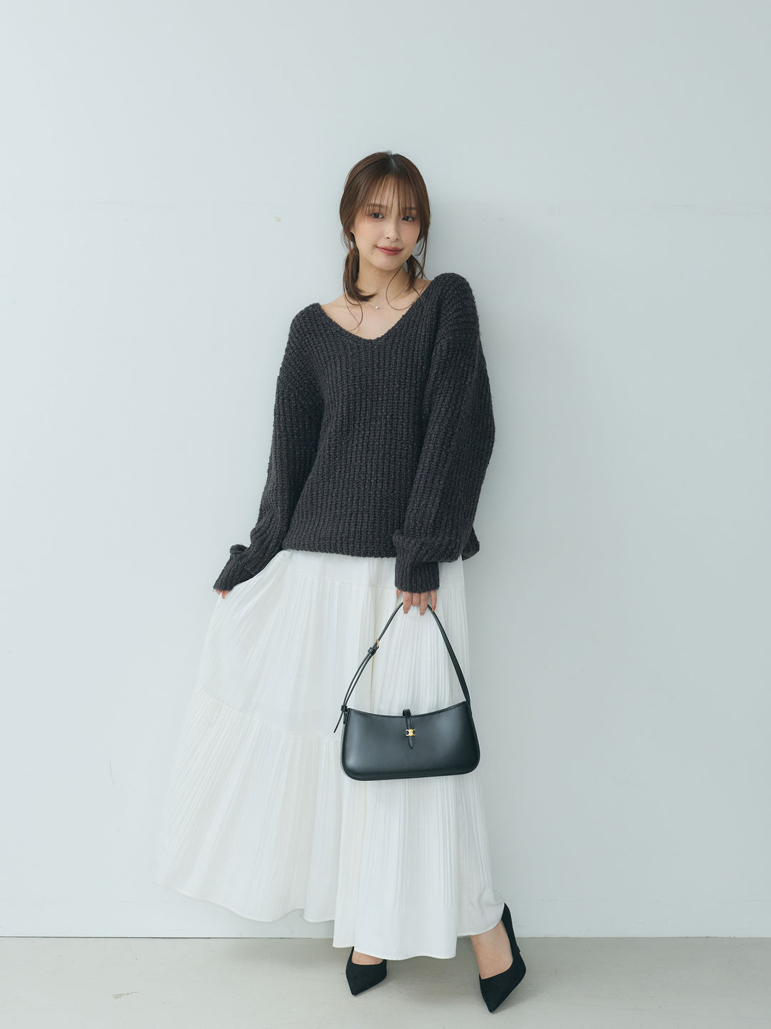 【SET】ランタンヤーンVネックニットプルオーバー+【Essential】Soft sheen tiered flare skirt(2set)