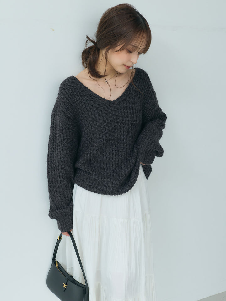 【SET】ランタンヤーンVネックニットプルオーバー+【Essential】Soft sheen tiered flare skirt(2set)