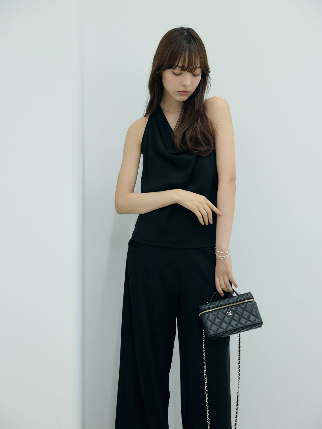 【Luxe series】ソフトタッチドレープノースリトップス&ソフトタッチボタンデザインストレートパンツSET UP