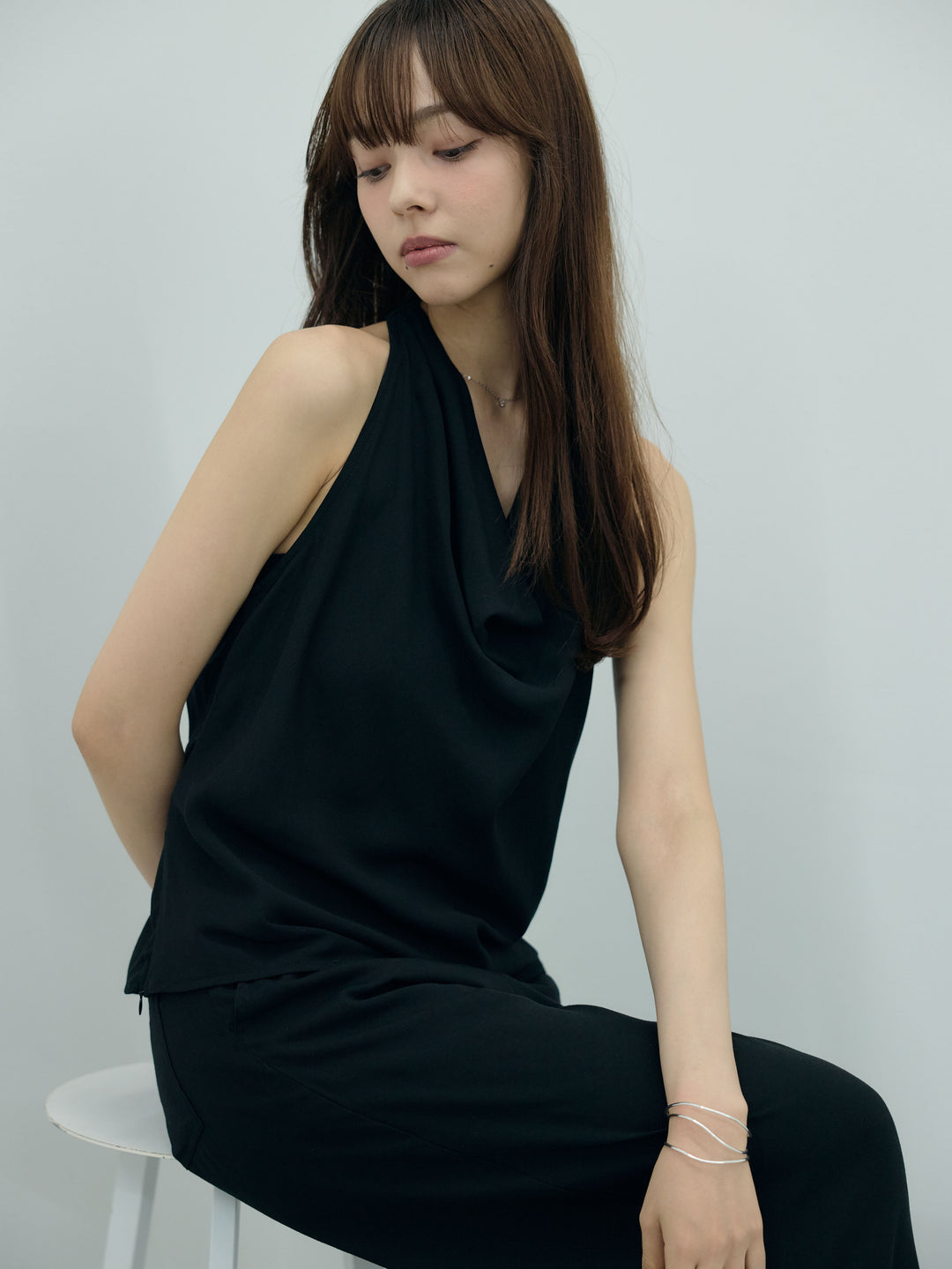 【Luxe series】ソフトタッチドレープノースリトップス&ソフトタッチボタンデザインストレートパンツSET UP