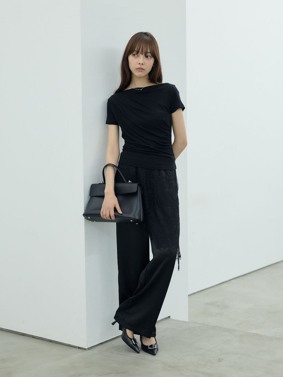【SET】ストレッチドレープデザインカットソー+レースラップデザインサテンストレートパンツ(2set)