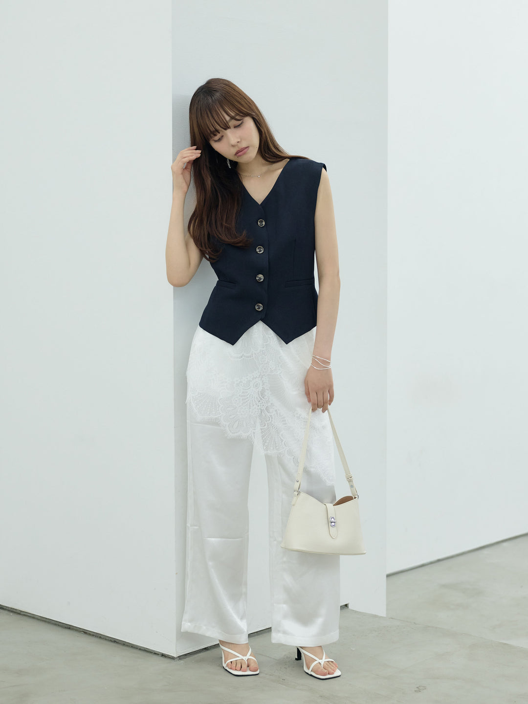 【SET】バックベルトテーラードベスト+レースラップデザインサテンストレートパンツ(2set)