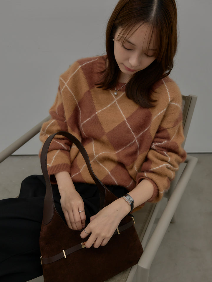 【premium touch】アーガイル柄ニットプルオーバー