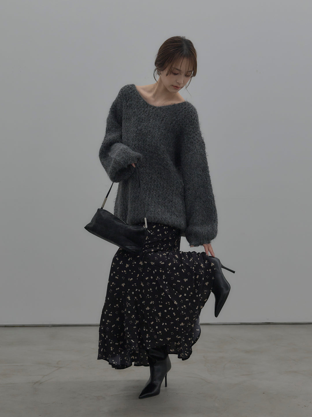 【SET】ラメ糸ローゲージ編みオーバーニットトップス+フラワーパターンマーメイドフレアスカート(2set)