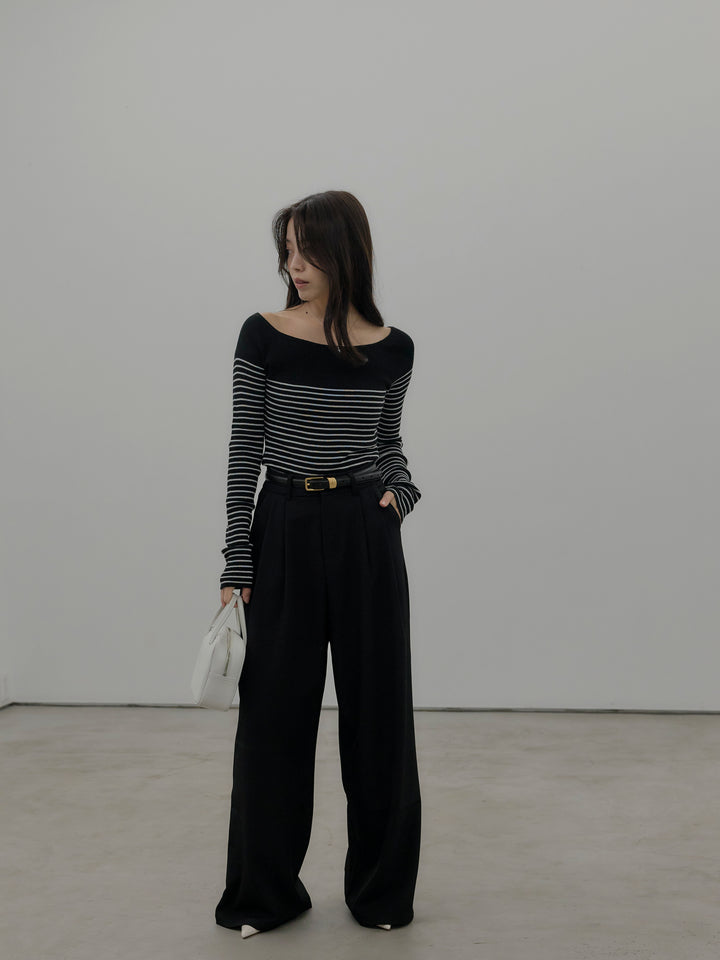 デザインタックワイドパンツ