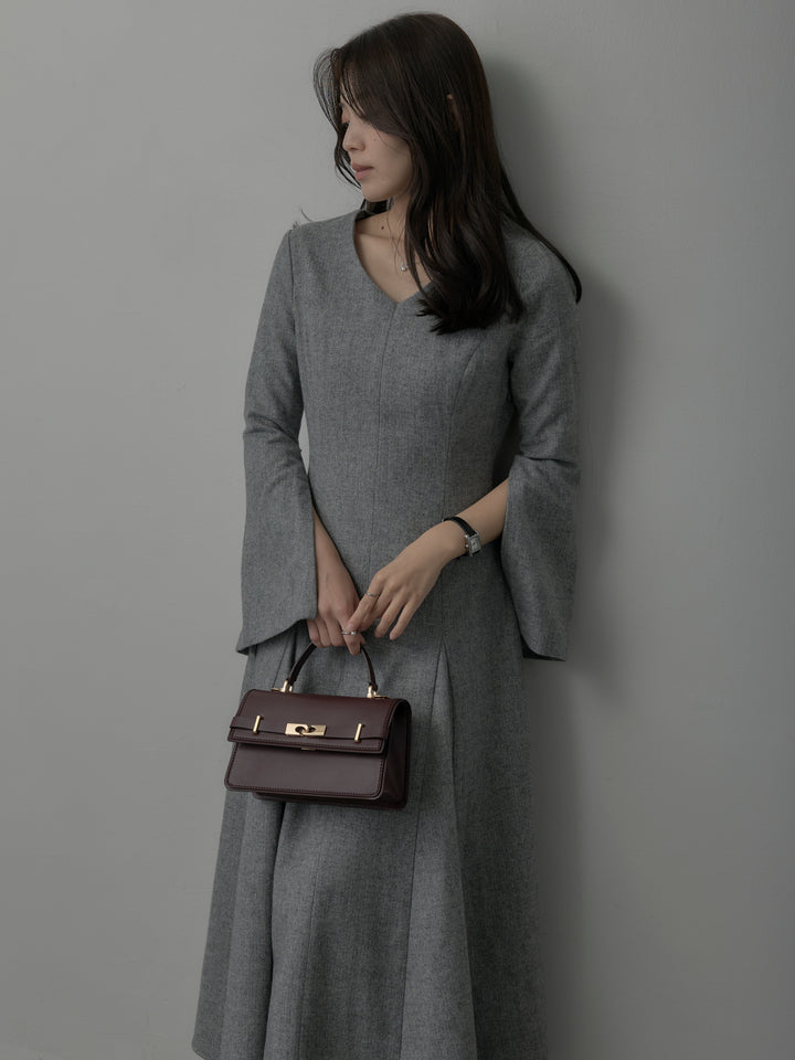 【Essential】2wayスリーブヘリンボーンフレアワンピース