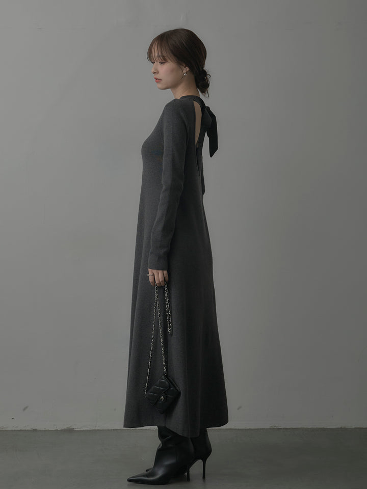 バックリボンニットロングワンピース