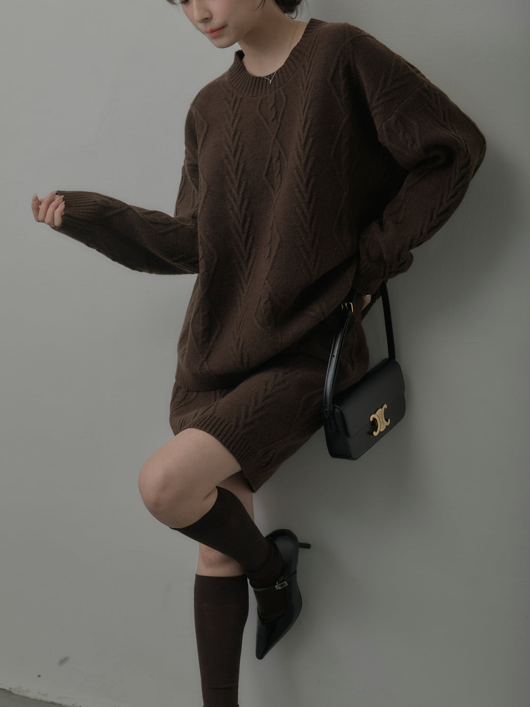 デザイン編みニットトップス&ミニスカート SET UP