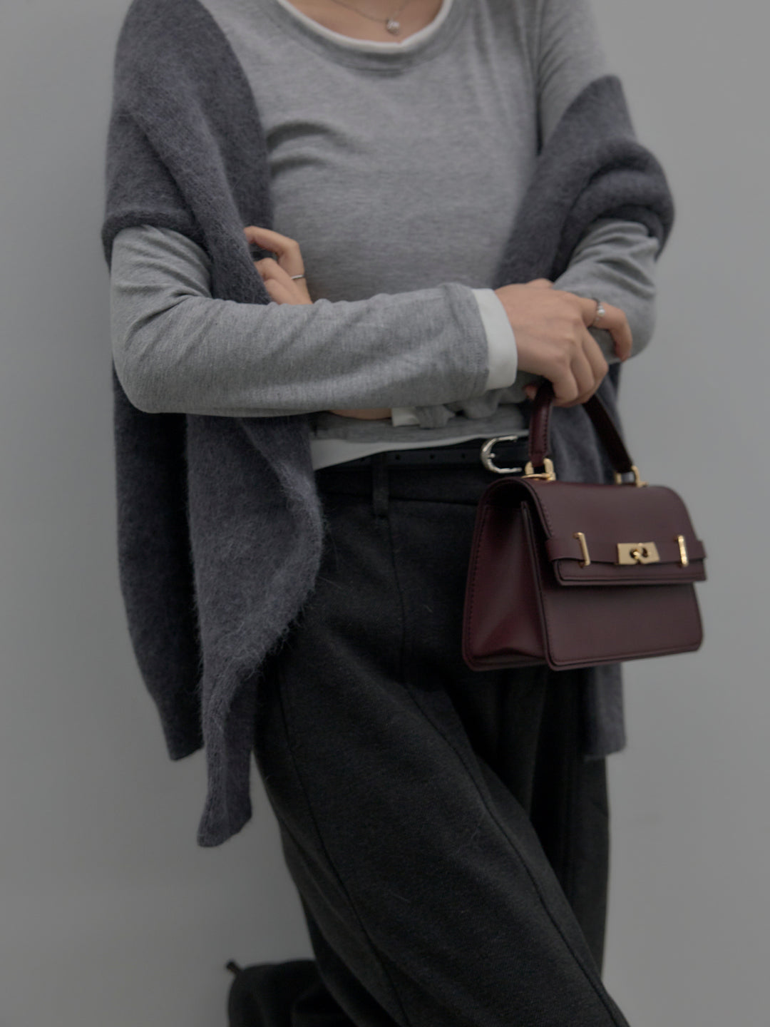 【SET】バイカラーレイヤードカットソー+カーブデザインスウェットライクパンツ(2set)