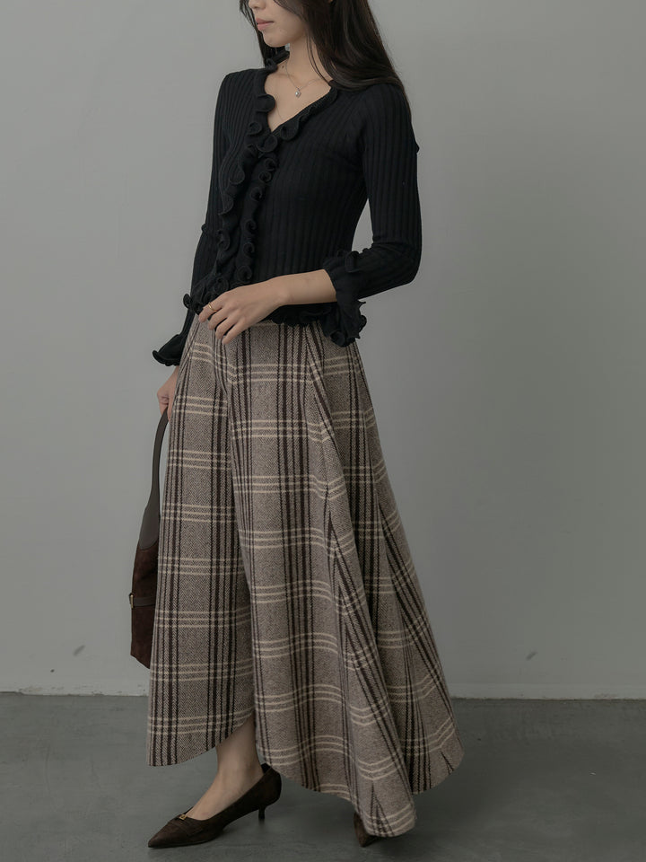 【SET】Vネックフリルデザインニットトップス+【Essential】クラシカルチェックウールタッチスカート(2set)