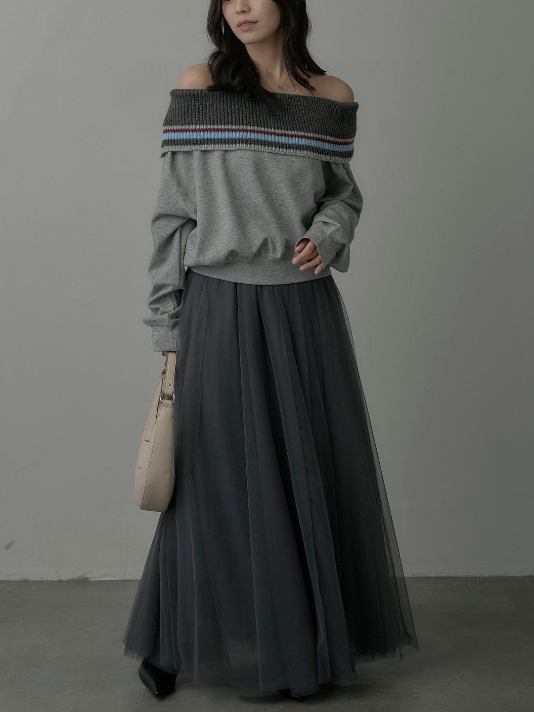 【SET】配色ボーダースウェットオフショルトップス+ボリュームチュールスカート(2set)