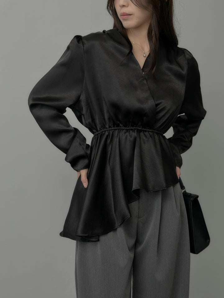Vネックアシメサテンブラウス
