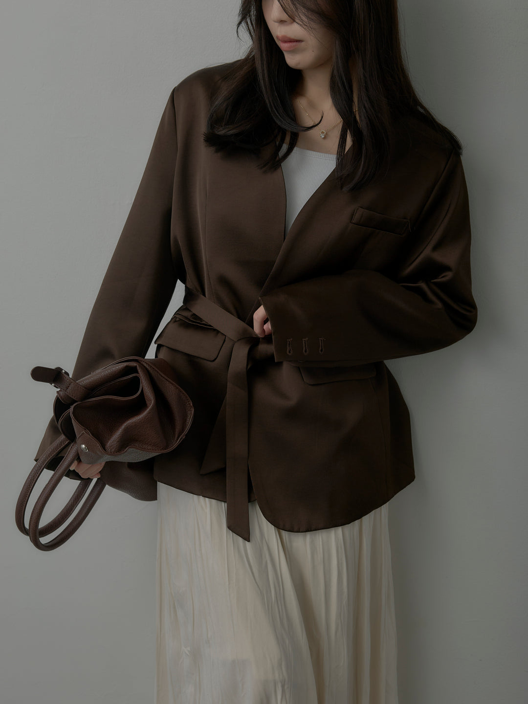 【SET】ノーカラーサテンジャケット+ベロアワッシャープリーツスカート(2set)