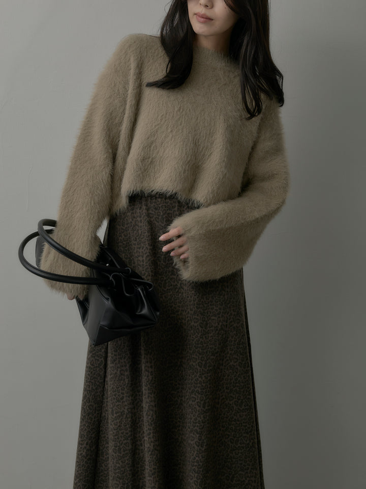 クロップドシャギーニットトップス