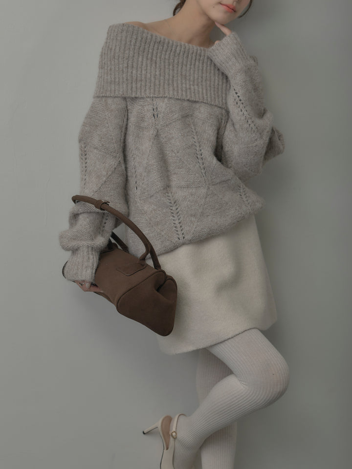 メランジニットオフショルトップス