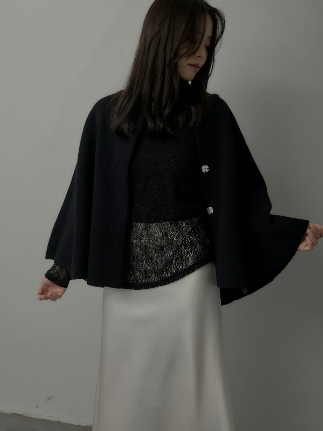 【SET】マフラー付き2WAYケープコート+【インナー付き】シアーレーストップス+ヘビーサテンAラインスカート(3set)