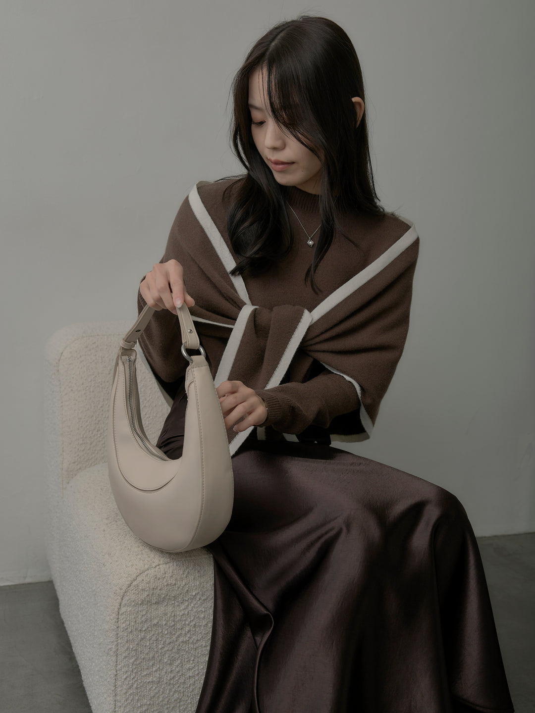 配色スカーフ付きニットトップス