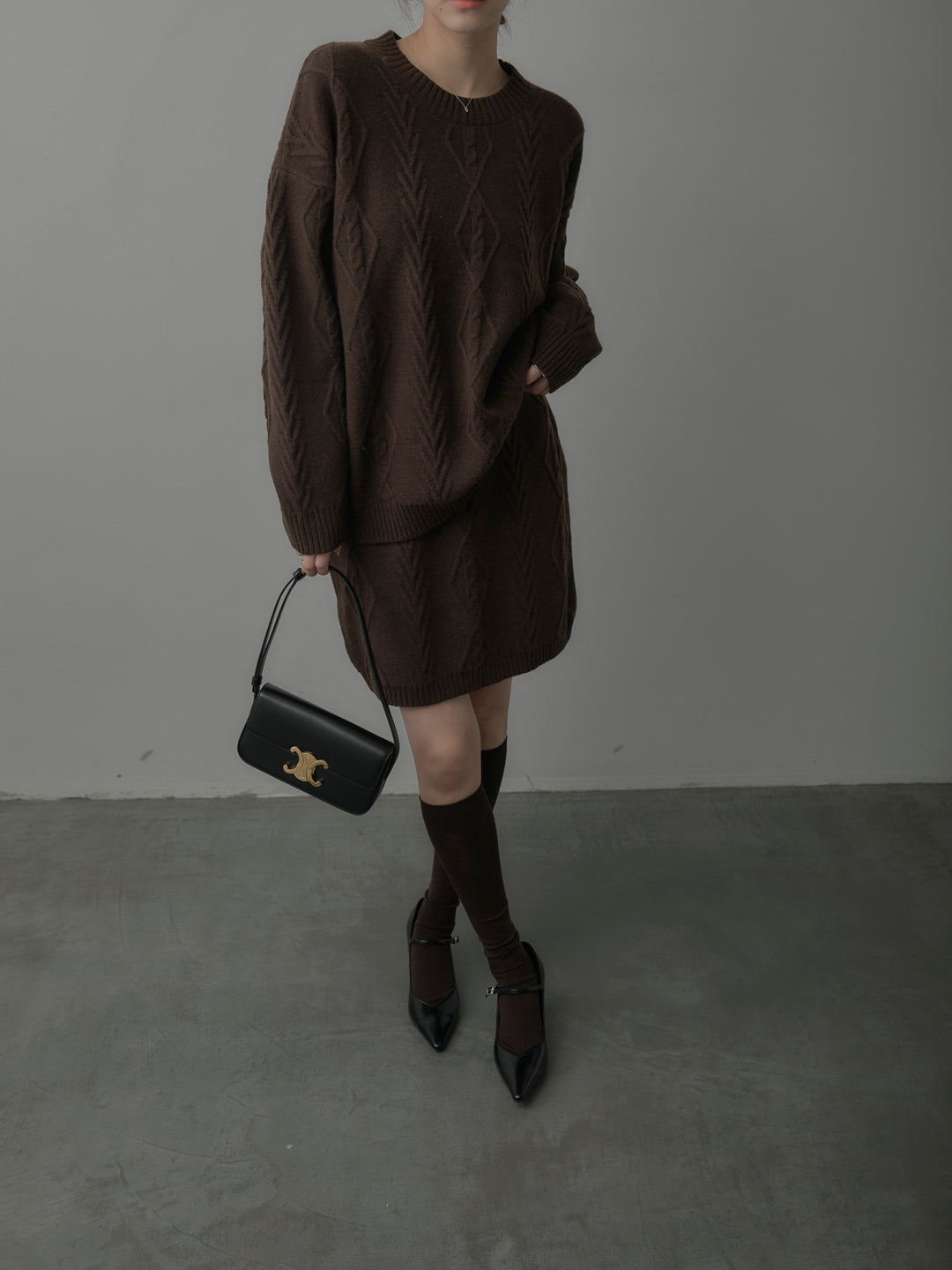 デザイン編みニットトップス&ミニスカート SET UP