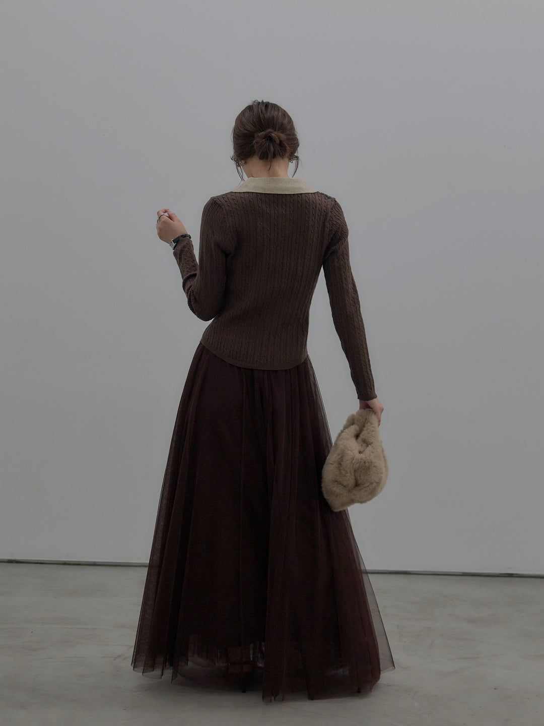 配色Vネックケーブルニットトップス